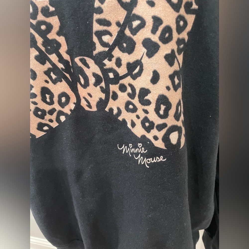 DISNEY Mini Mouse Leopard Sweatshirt‎ - Picture 2 of 5